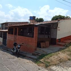 CASA EN SAN MARTIN